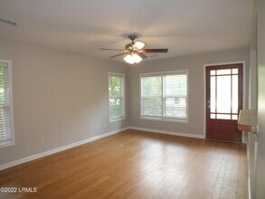 418 Meritta Ave in Beaufort, SC - Building Photo - Building Photo