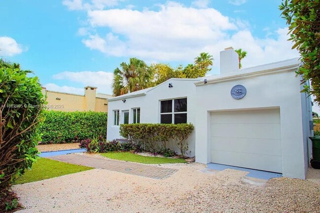 property at 1022 SW 3rd Ave
