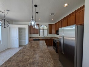3664 E Sebastian Ln in Gilbert, AZ - Building Photo - Building Photo