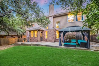 3706 Katie Ln in Cedar Park, TX - Foto de edificio - Building Photo