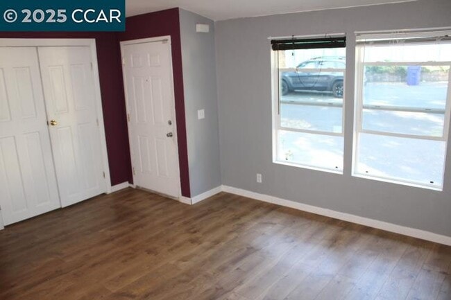 5266 Sunset Dr in El Sobrante, CA - Building Photo - Building Photo