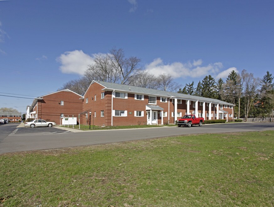 Monark Grove Apartments Clarkston, MI Apartments For Rent