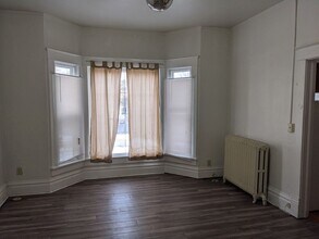 727 Melrose Ave in Iowa City, IA - Building Photo - Building Photo