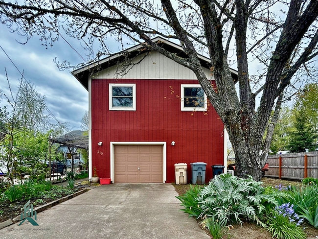 315 SE Park Ave in Corvallis, OR - Building Photo - Building Photo