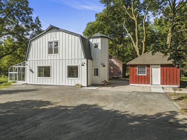 property at 7479 Grove Rd