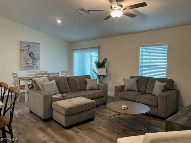 property at 3462 NE 10th Pl