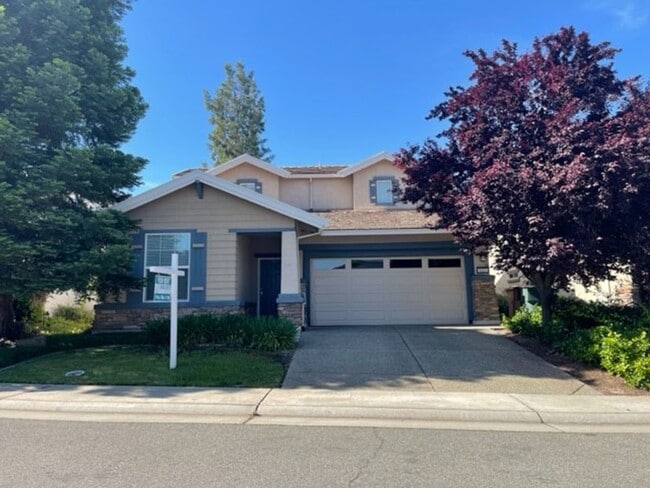 property at 1421 Topanga Ln