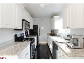 1313 18th St, Unit 3 in Santa Monica, CA - Building Photo - Building Photo