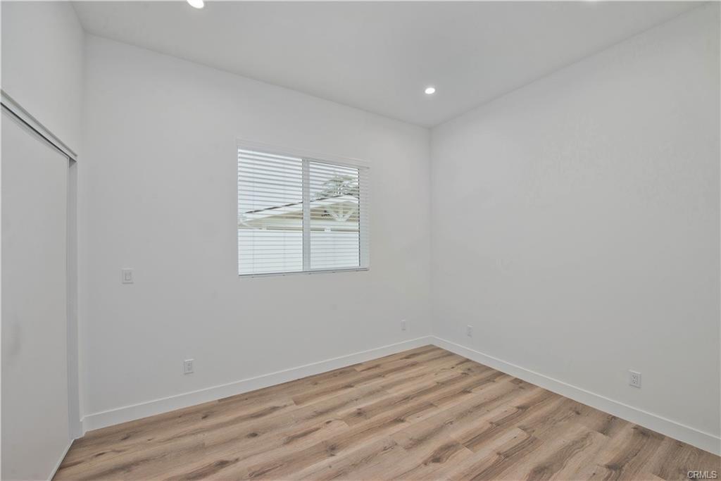 5918 McDonie Ave in Los Angeles, CA - Building Photo