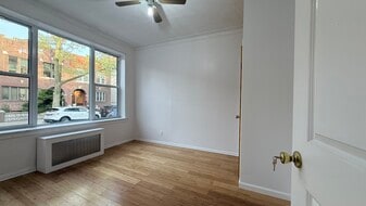 1728 W 4th St, Unit 1F in Brooklyn, NY - Building Photo