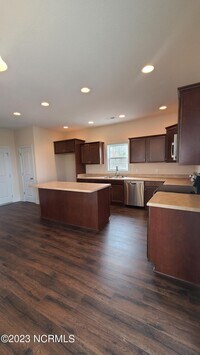 182 Moonstone Ct photo'