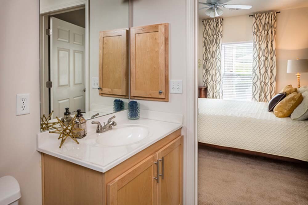 The Fairways at Lakewood Apartments in Lee's Summit, MO