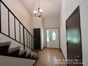 7881 Rimbley Rd in Woodbury, MN - Building Photo - Building Photo