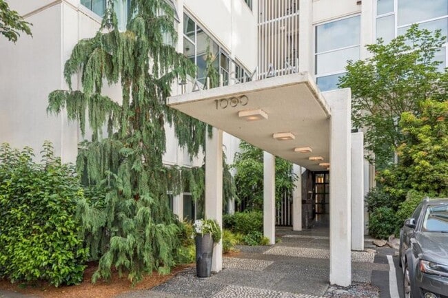 1000 Union St in Seattle, WA - Foto de edificio - Building Photo