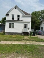 430 Florence St in Waterloo, IA - Building Photo