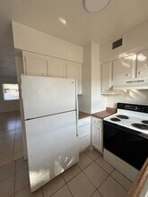 Capri Apartments in Wilton Manors, FL - Building Photo - Building Photo