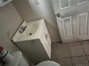 89 Woolsey St in New Haven, CT - Building Photo - Building Photo