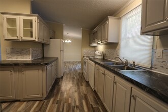 16446 N Emerson Cir in Conroe, TX - Building Photo - Building Photo