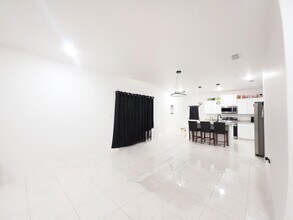 5310 Aceituno Dr in Laredo, TX - Building Photo - Building Photo