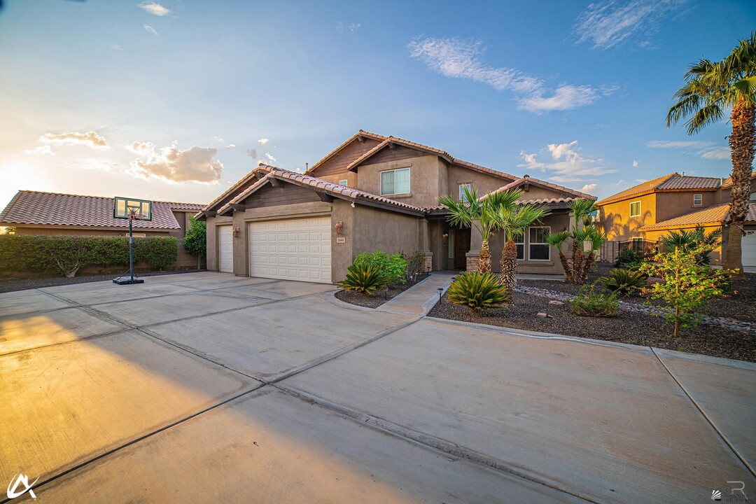 2640 S Barkley Ranch Ave in Yuma, AZ - Building Photo