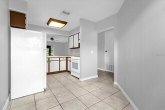 10001 Bynum Ct in Orlando, FL - Building Photo - Building Photo