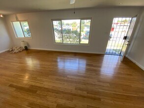 4870 Longford St-Unit -4870 in San Diego, CA - Building Photo - Building Photo