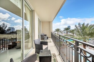 550 Okeechobee Blvd in West Palm Beach, FL - Building Photo - Building Photo