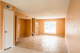 1506 Eagle Lake Rd in Sealy, TX - Building Photo - Building Photo