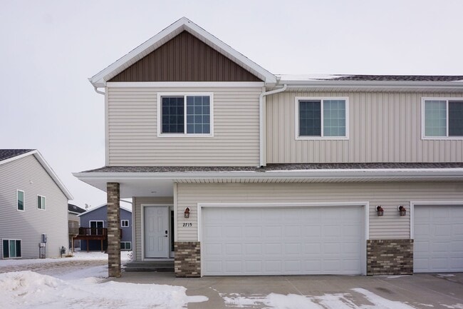 property at 2715 Westwood St W