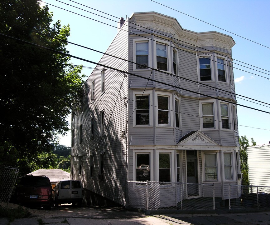 80 Orchard St in Yonkers, NY - Foto de edificio