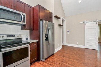 2508 Booker Ave in Charlotte, NC - Foto de edificio - Building Photo