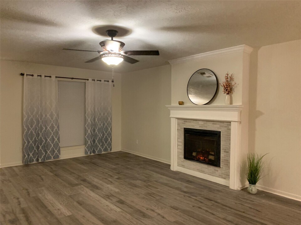 5514 Fawn Trail Ln in Humble, TX - Building Photo