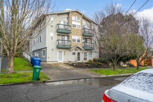 Ballard Market Apartments in Seattle, WA - Building Photo