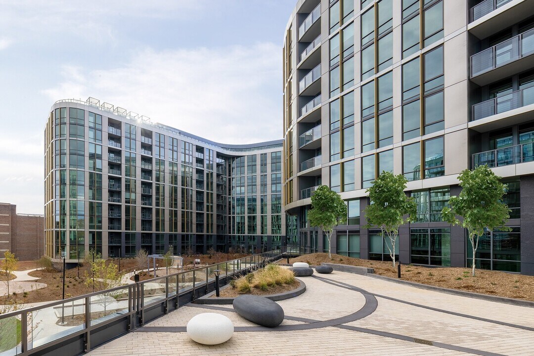 Zephyr at Wardman Park in Washington, DC - Building Photo