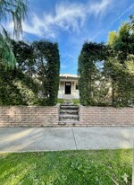 7725 Norton Ave in West Hollywood, CA - Building Photo