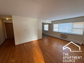 3057 N Narragansett Ave in Chicago, IL - Building Photo - Building Photo