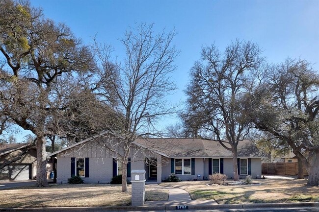 9707 Bordeaux Ln in Austin, TX - Building Photo - Building Photo