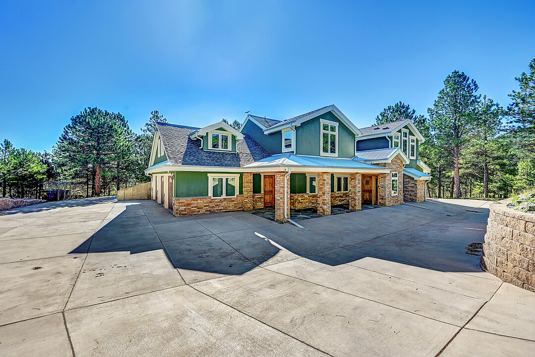 1388 Starwood Ln in Evergreen, CO - Building Photo