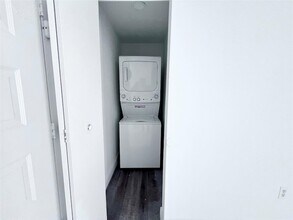 2580 NW 56th Ave, Unit 550-311 in Lauderhill, FL - Building Photo - Building Photo