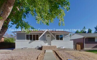 475 Loomis Ave in Colorado Springs, CO - Building Photo