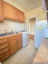 1160 Commonwealth Ave in Boston, MA - Building Photo - Building Photo