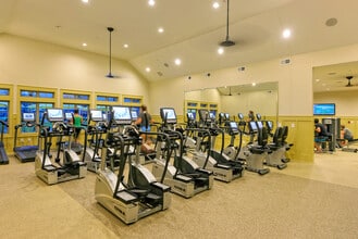 The Retreat West in Orlando, FL - Building Photo - Building Photo