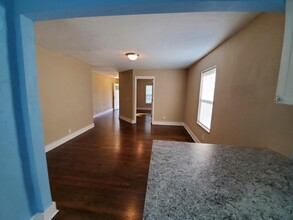 1426 NE 9th St in Oklahoma City, OK - Building Photo - Building Photo