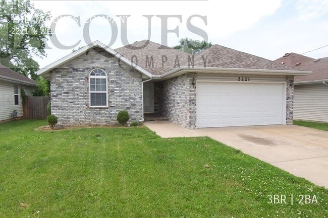 property at 2221 N Weller Ave