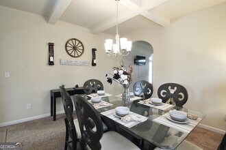 529 Harmony Way in Locust Grove, GA - Foto de edificio - Building Photo