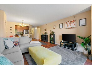 401 S 1st St in Minneapolis, MN - Building Photo - Building Photo