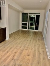 2212-2212 Lake Shore Blvd W in Toronto, ON - Building Photo - Building Photo
