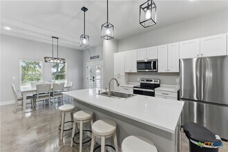 1119 Hancock Rd in Canyon Lake, TX - Building Photo - Building Photo
