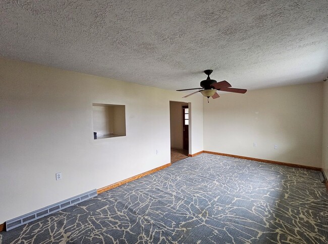 1269 Carlisle Ave in Morgantown, WV - Building Photo - Building Photo