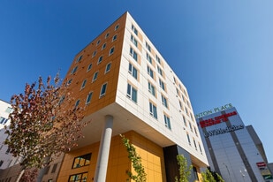 Copperleaf in Seattle, WA - Building Photo